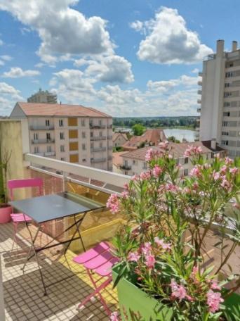 Les Cocons De Stephanie Vue Sur Lac D'Allier Vichy Ngoại thất bức ảnh